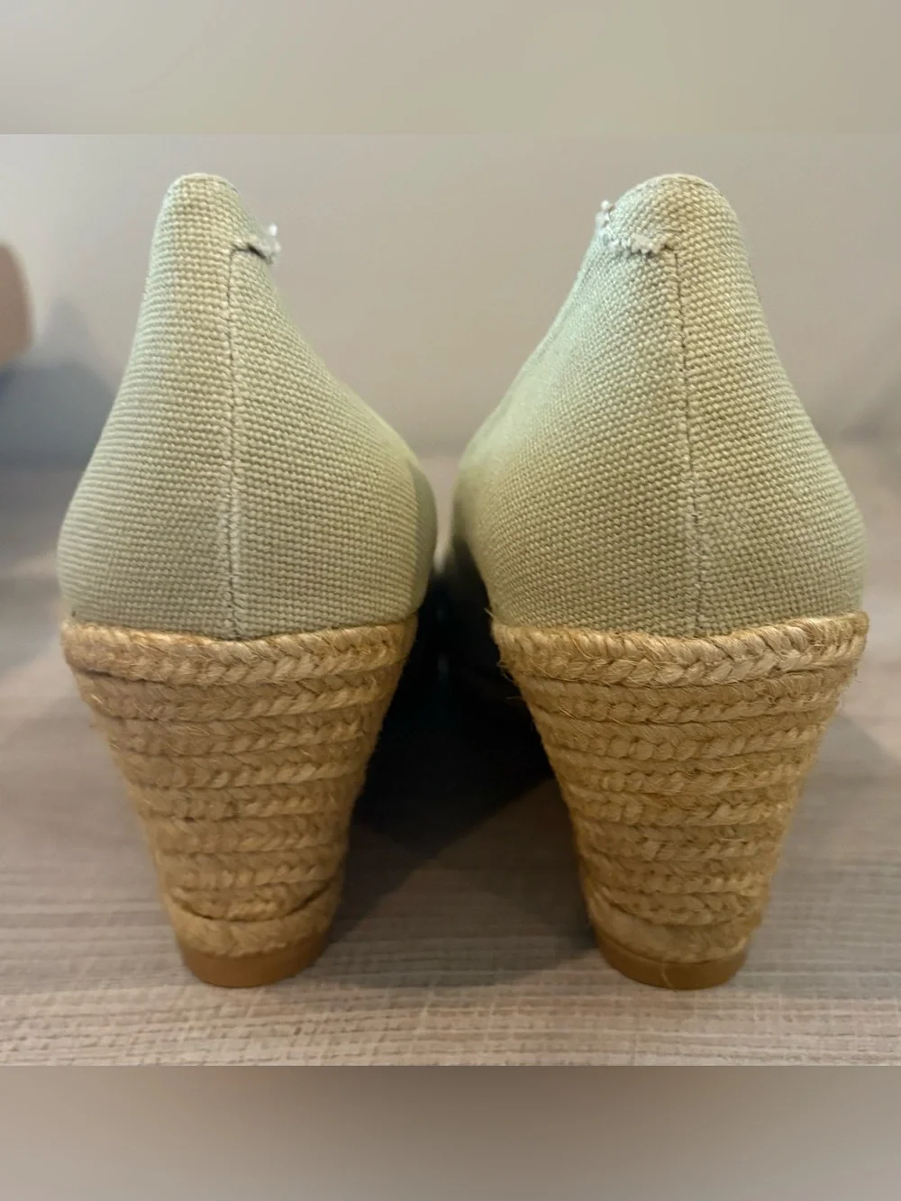 VISCATA Barcelona Roses Canvas U Cut Espadrille Wedges in Old Canvas, size 40 - Picture 3 of 7